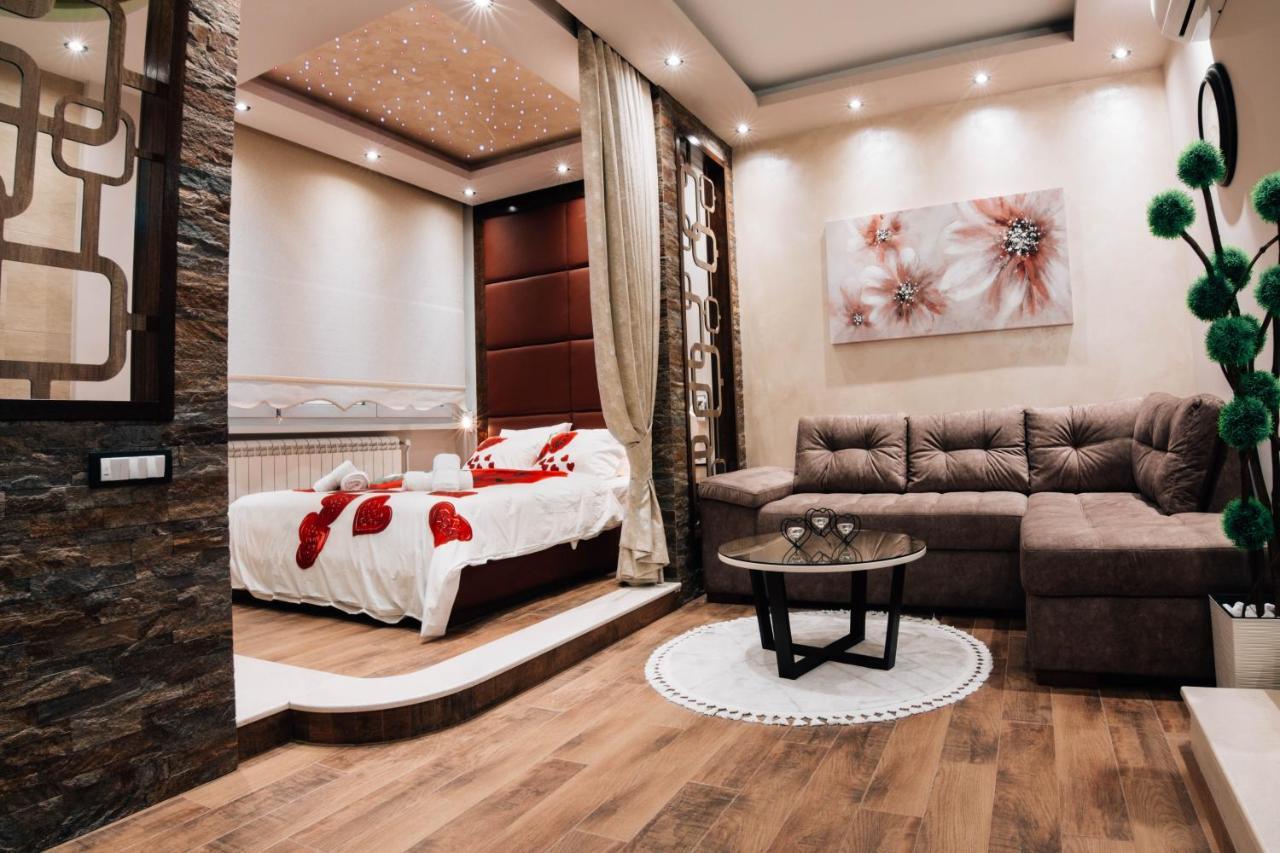Appartamento President Lux Belgrado Esterno foto